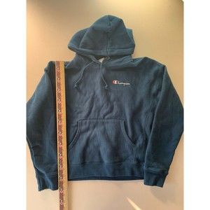 Woman’s Champion Blue Size Medium Sweatshirt Pullover